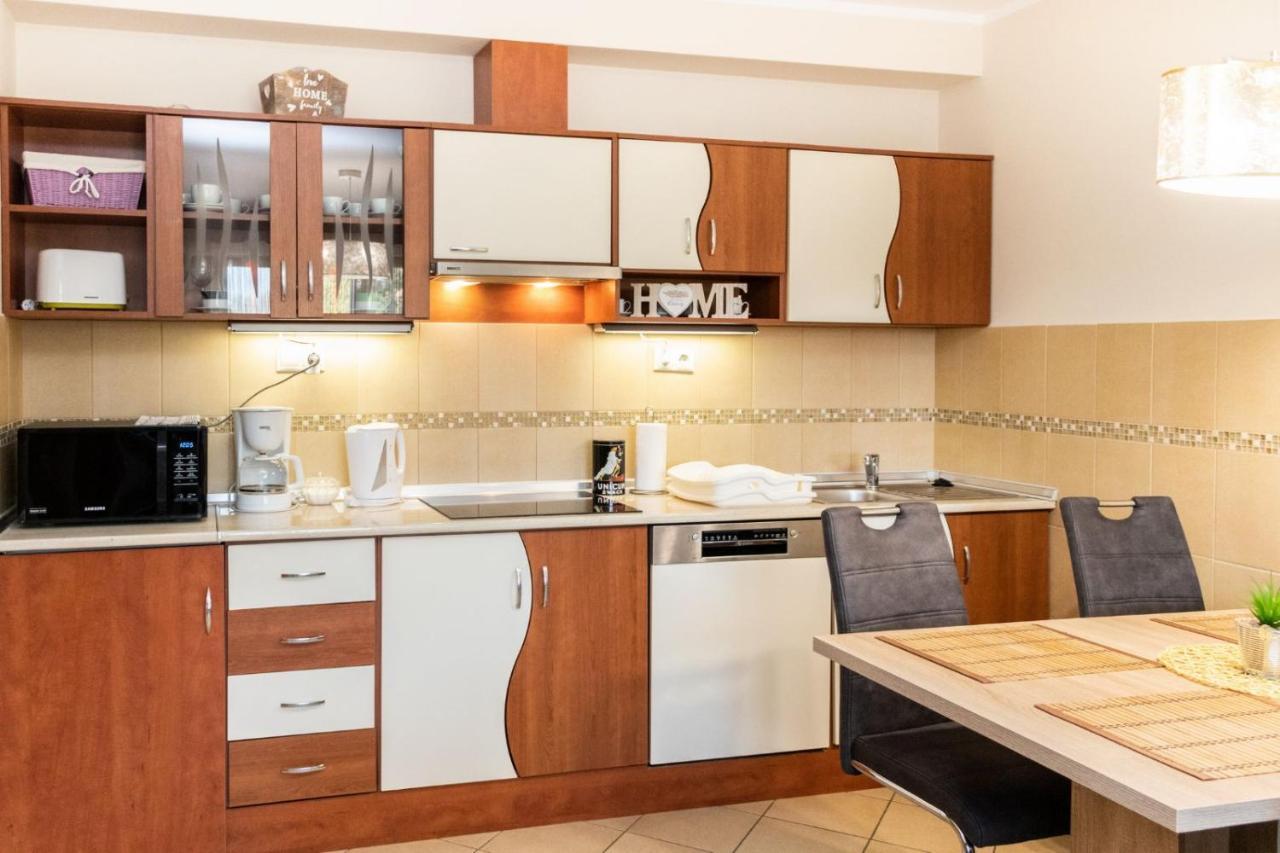 Holiday Apartman Sárvár Εξωτερικό φωτογραφία